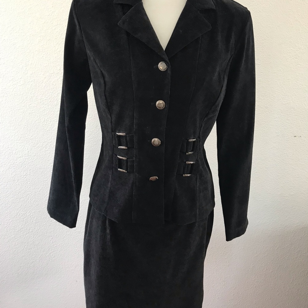 Stretch Suite - image 3